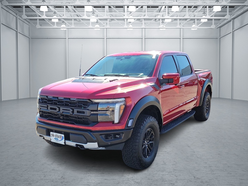 Used 2025 Ford F-150 Raptor 4x4 SuperCrew Cab 5.5 ft. box 145 in. WB