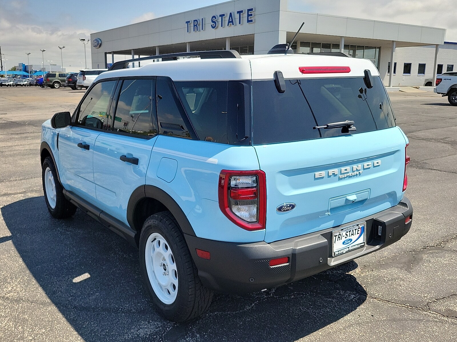 2025 Ford Bronco Sport Heritage photo 2