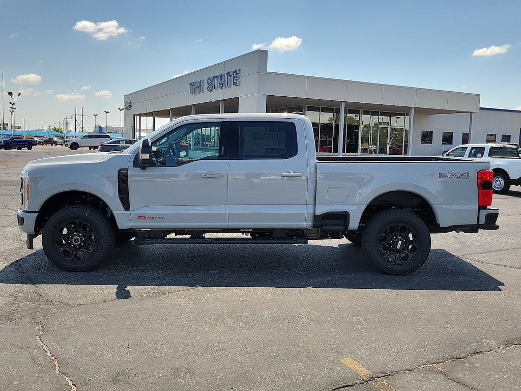New 2026 Ford Super Duty F-250® Lariat® TRUCK