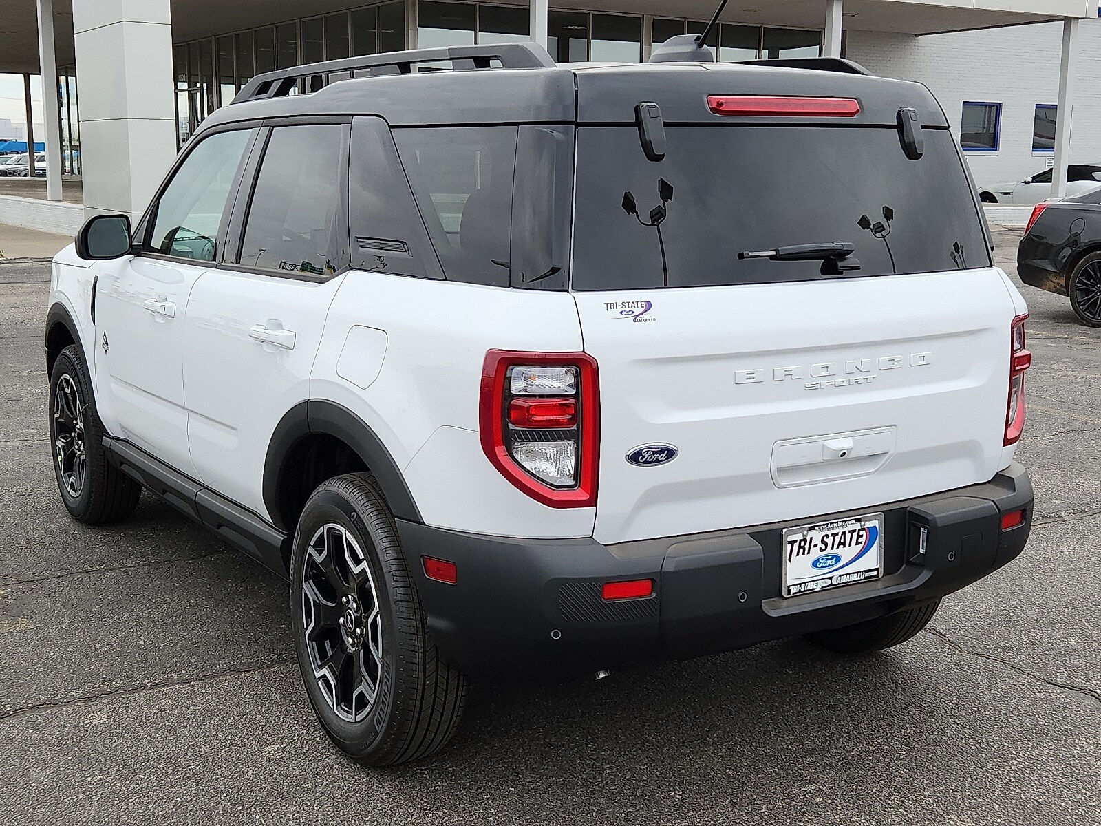 2025 Ford Bronco Sport Outer Banks photo 3