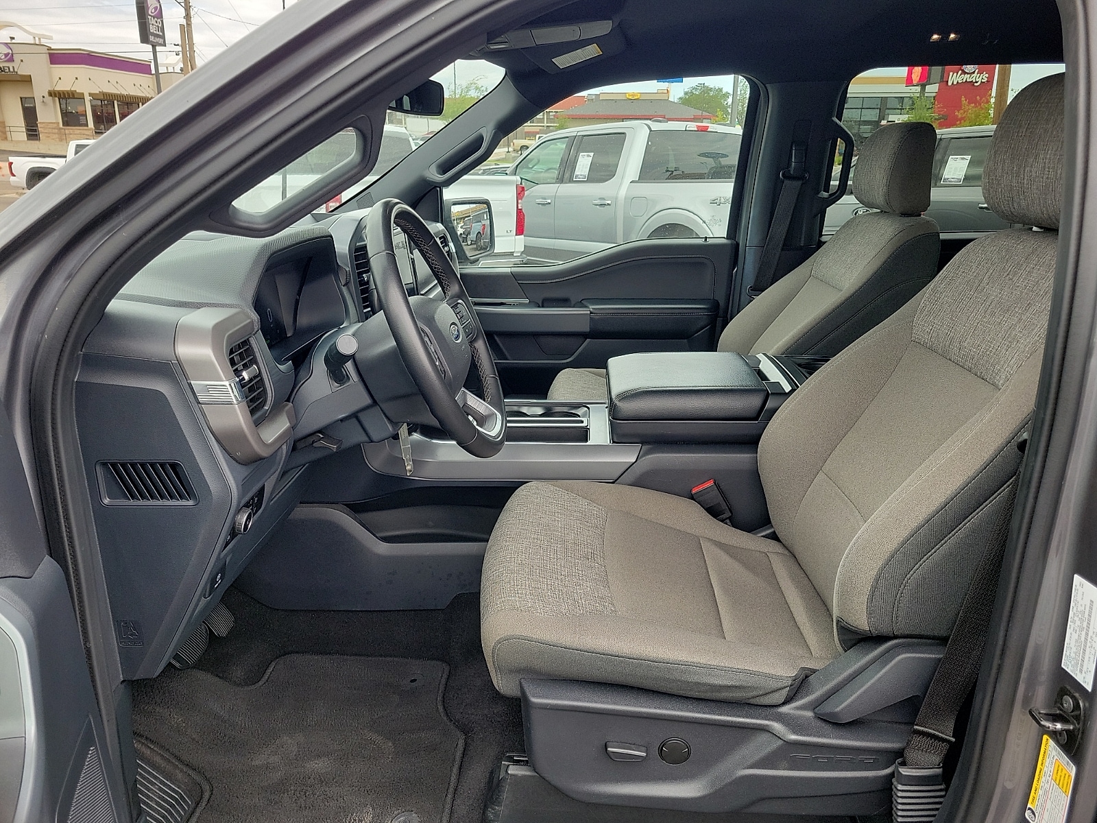 2024 Ford F-150 XLT - Photo 12