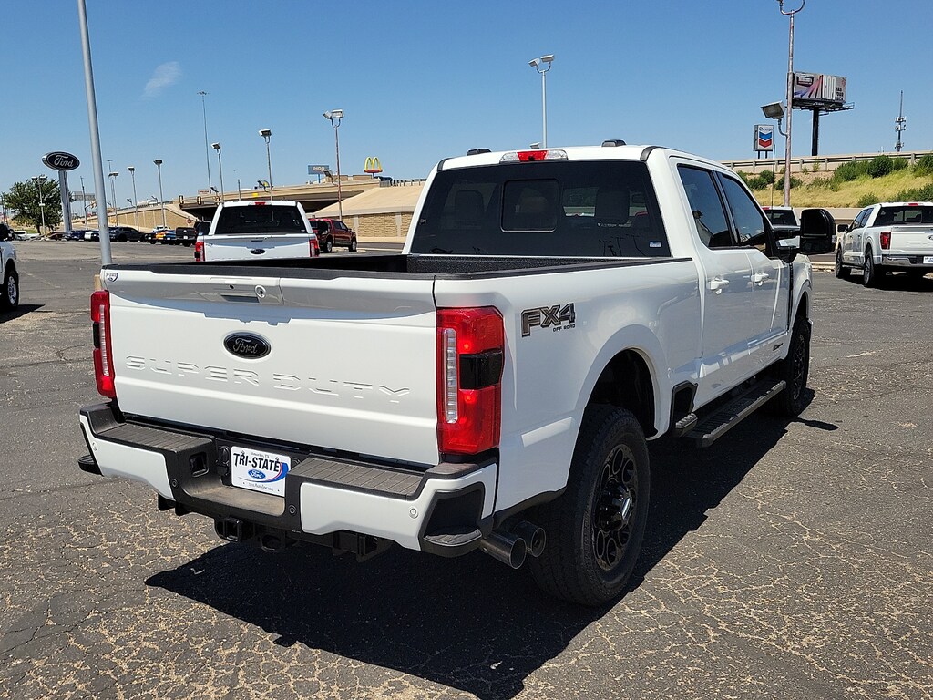 New 2026 Ford Super Duty F-350® Lariat® TRUCK