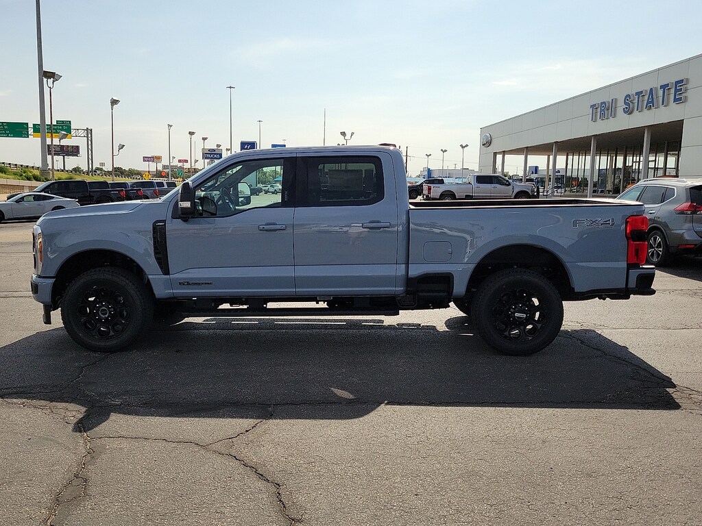 New 2026 Ford Super Duty F-350® Lariat® TRUCK