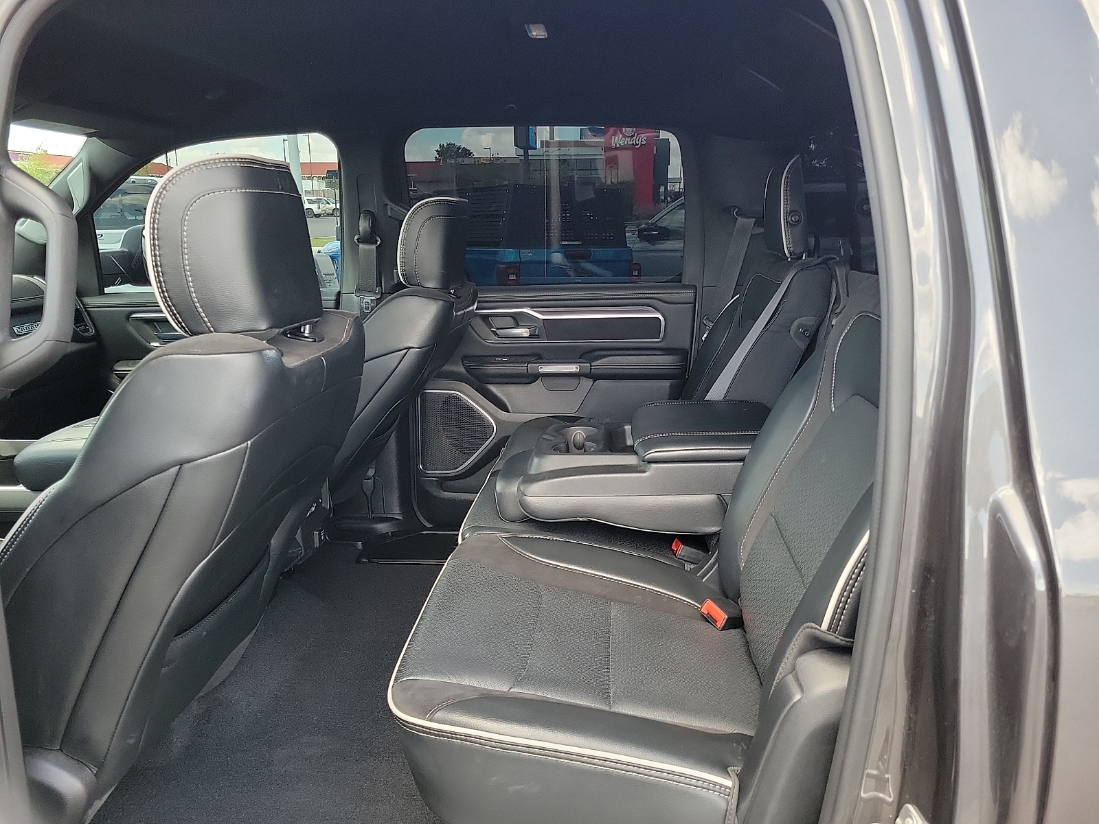2025 RAM Ram 1500 Pickup Laramie - Photo 9