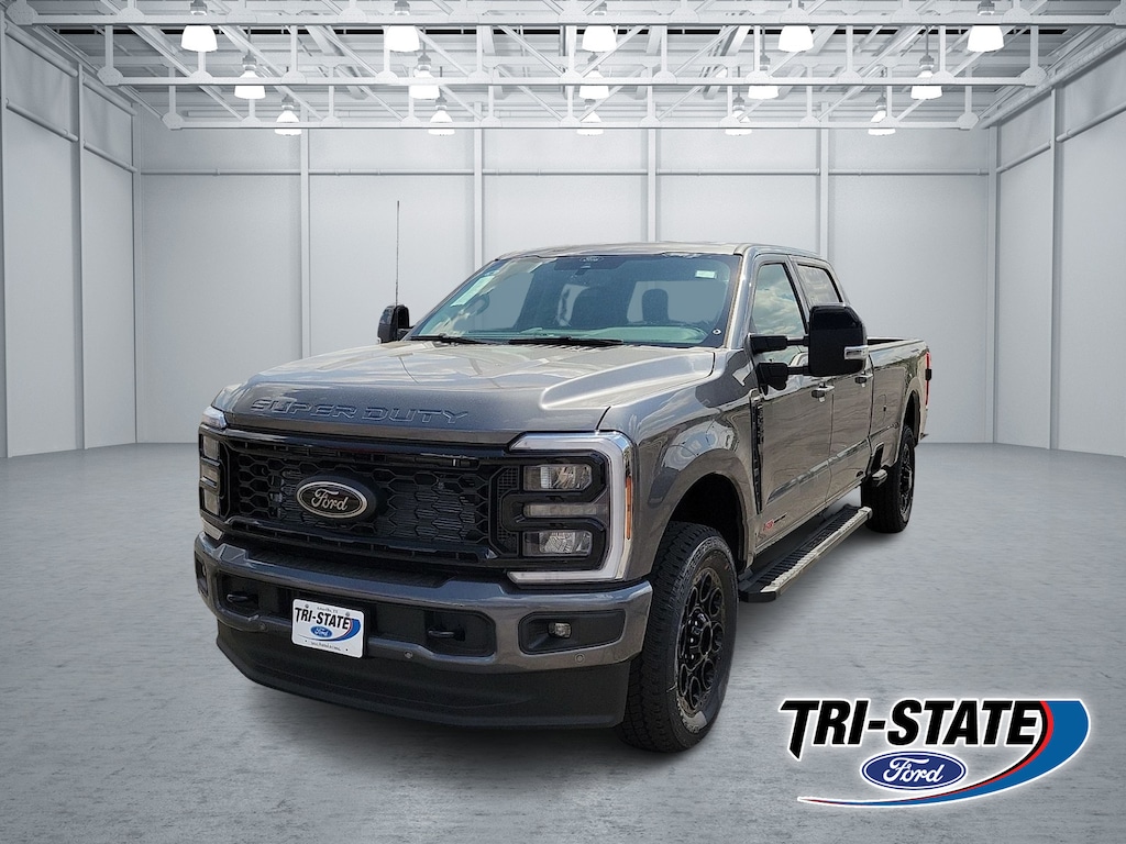 New 2026 Ford Super Duty F-350® Lariat® TRUCK