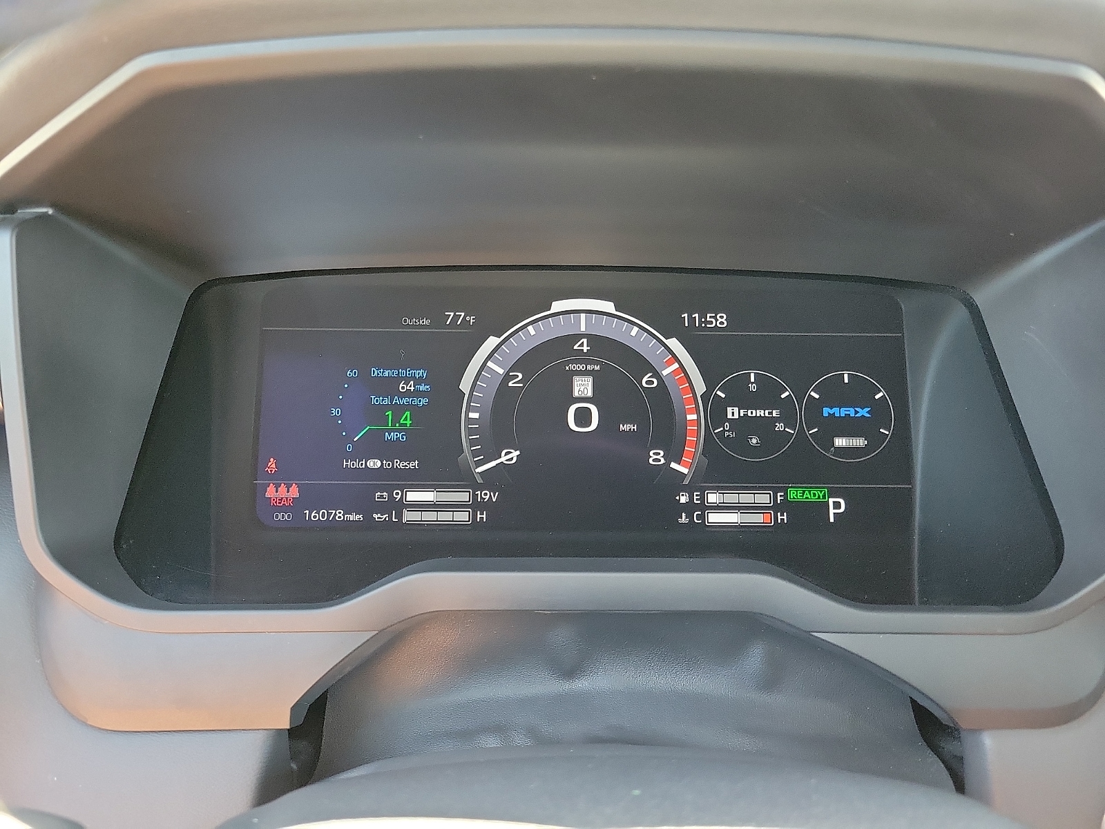 2024 Toyota Tundra Platinum - Photo 16