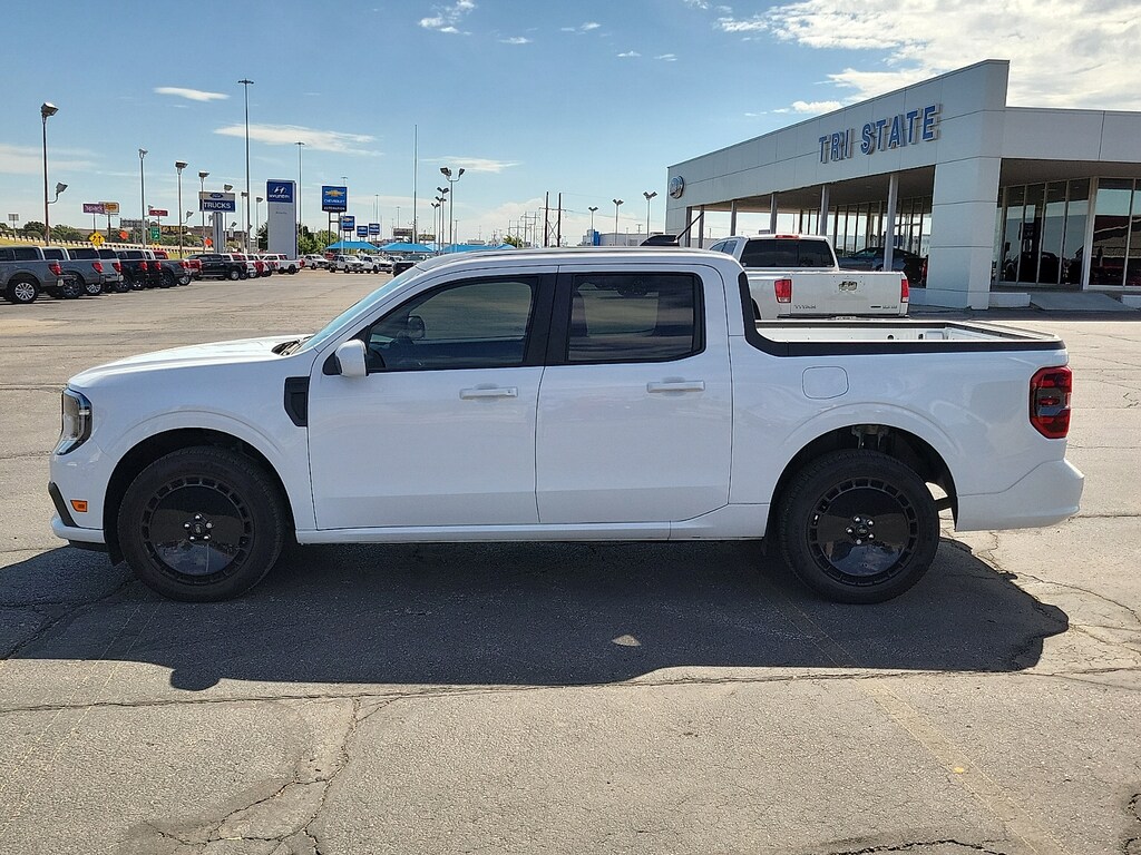 Used 2025 Ford Maverick Lobo Standard All-Wheel Drive SuperCrew 4.5 ft. bo