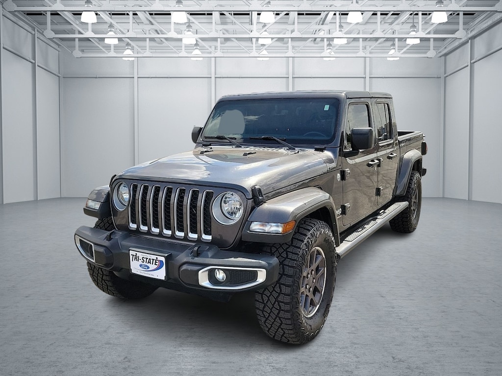 Used 2023 Jeep Gladiator Overland 4x4 Crew Cab 5 ft. box