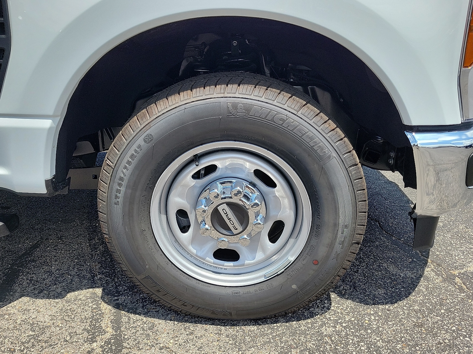 2025 Ford F-250 Super Duty XL - Photo 7