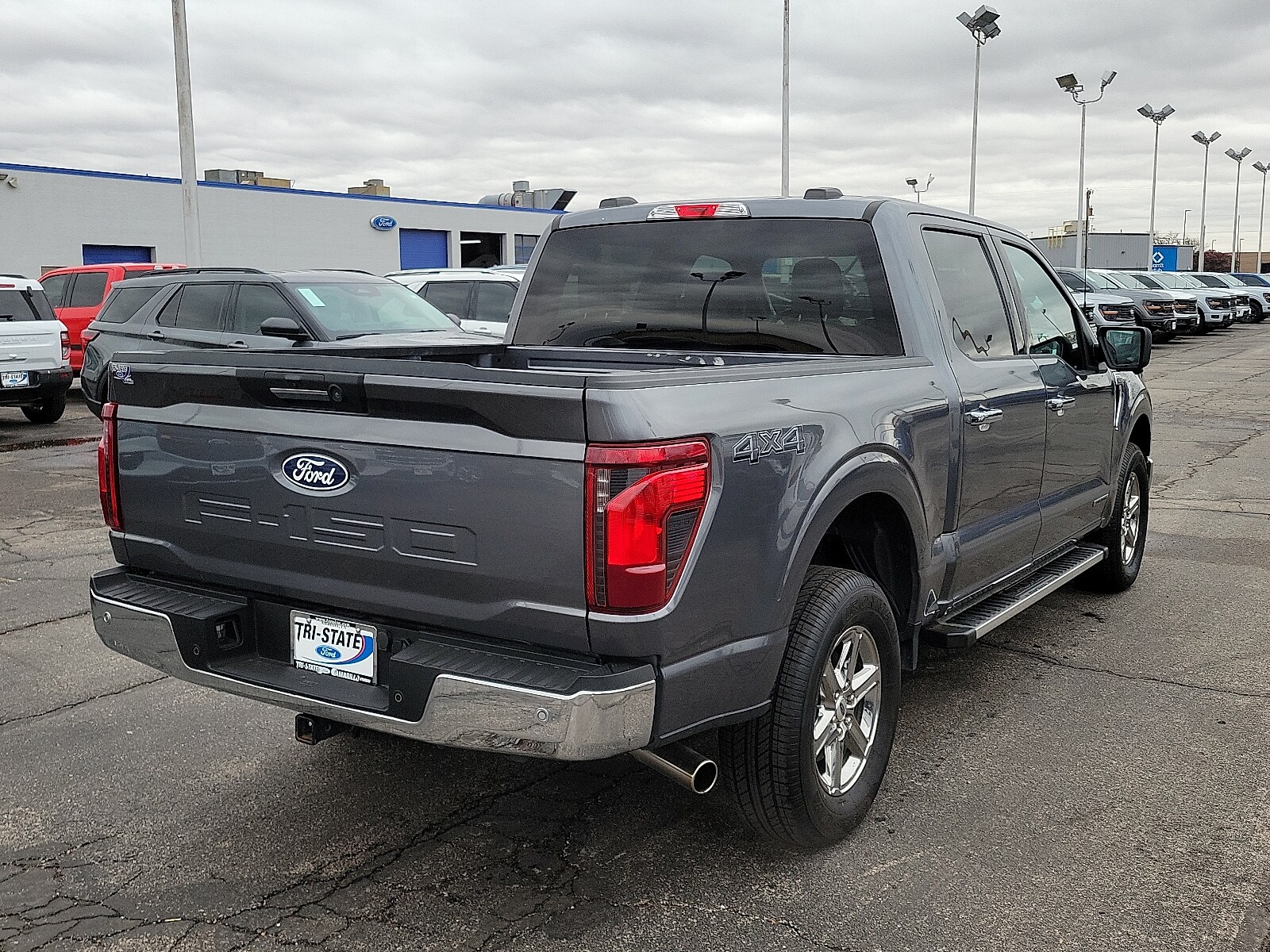 2024 Ford F-150 XLT photo 4