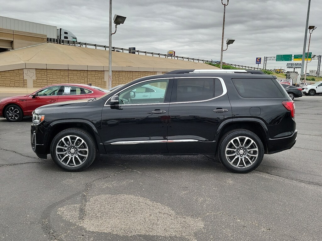 Used 2022 GMC Acadia Denali Front-Wheel Drive