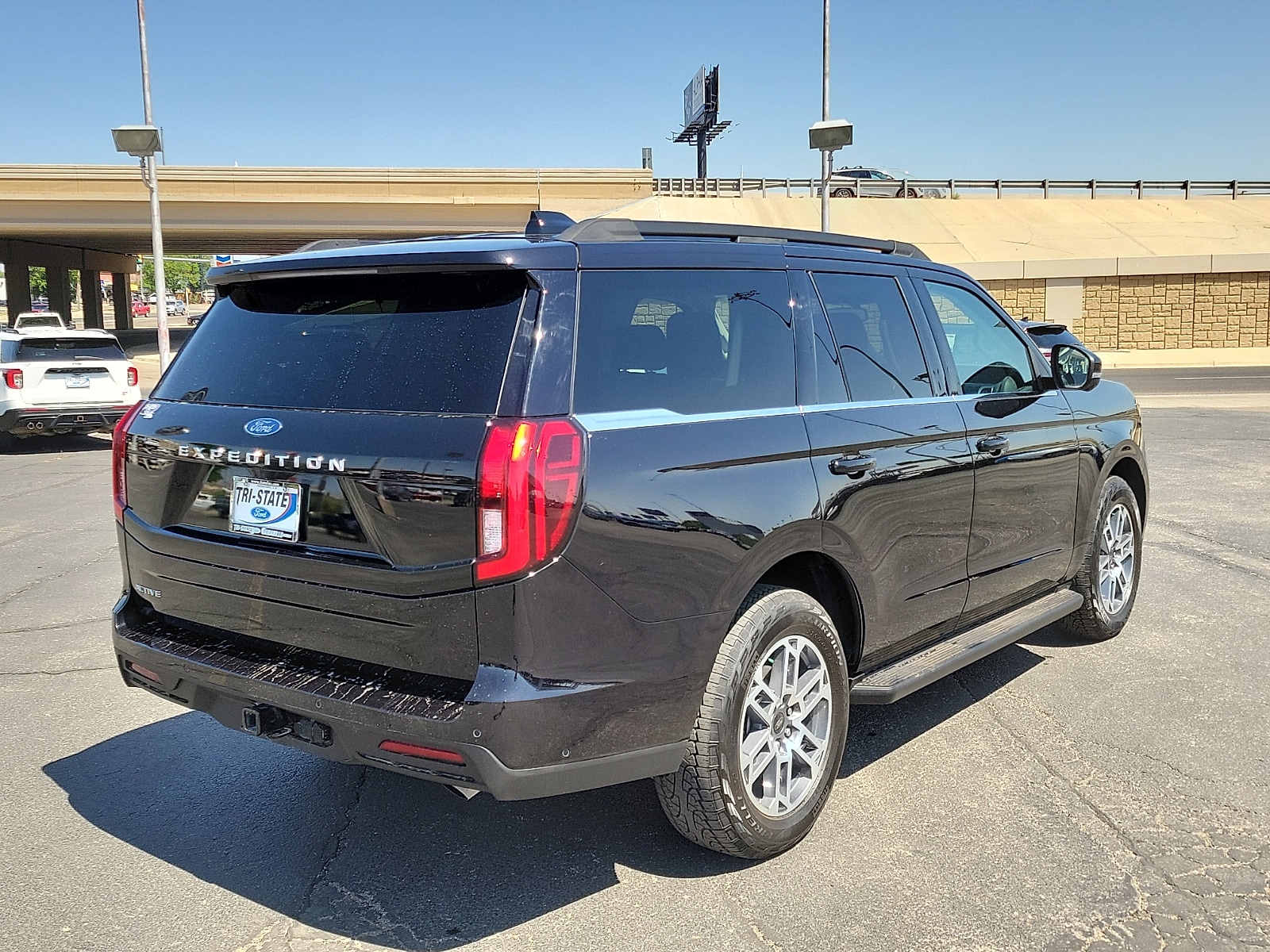 2025 Ford Expedition Active - Photo 5