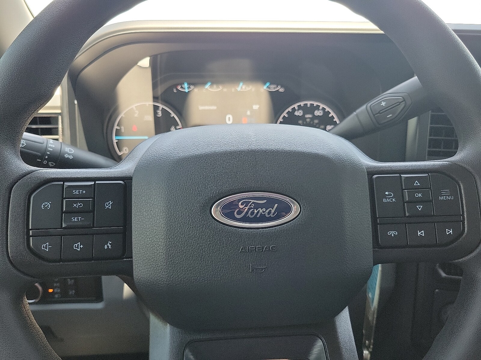 2025 Ford F-250 Super Duty XL - Photo 17