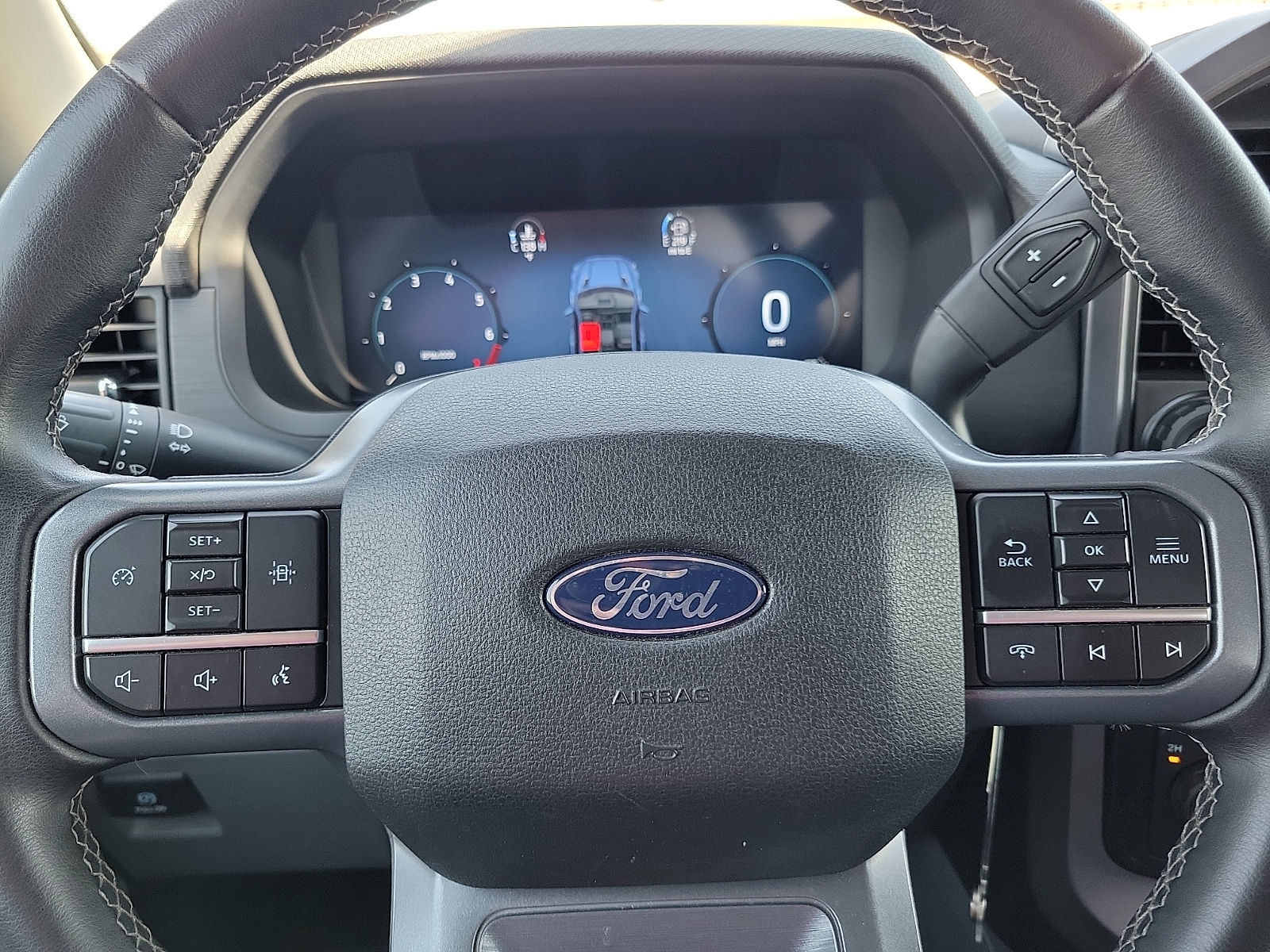 2024 Ford F-150 XLT - Photo 17