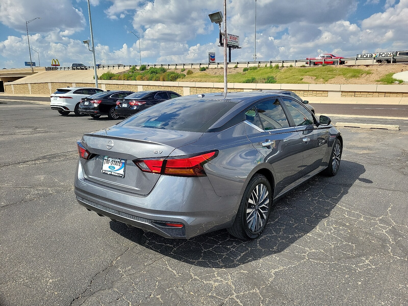 2024 Nissan Altima 2.5 SV photo 4