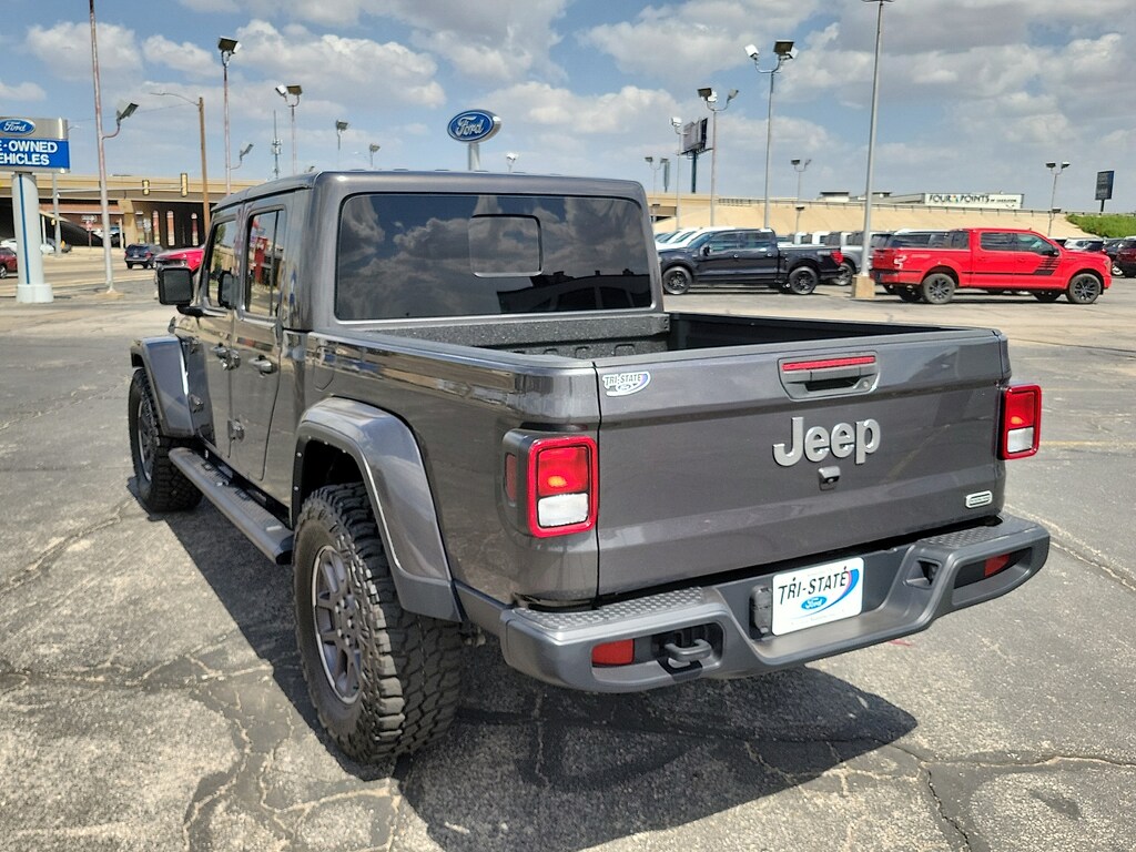 Used 2023 Jeep Gladiator Overland 4x4 Crew Cab 5 ft. box