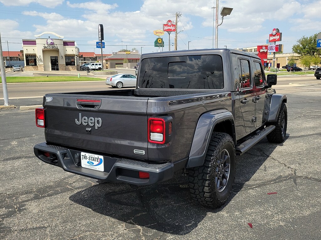 Used 2023 Jeep Gladiator Overland 4x4 Crew Cab 5 ft. box