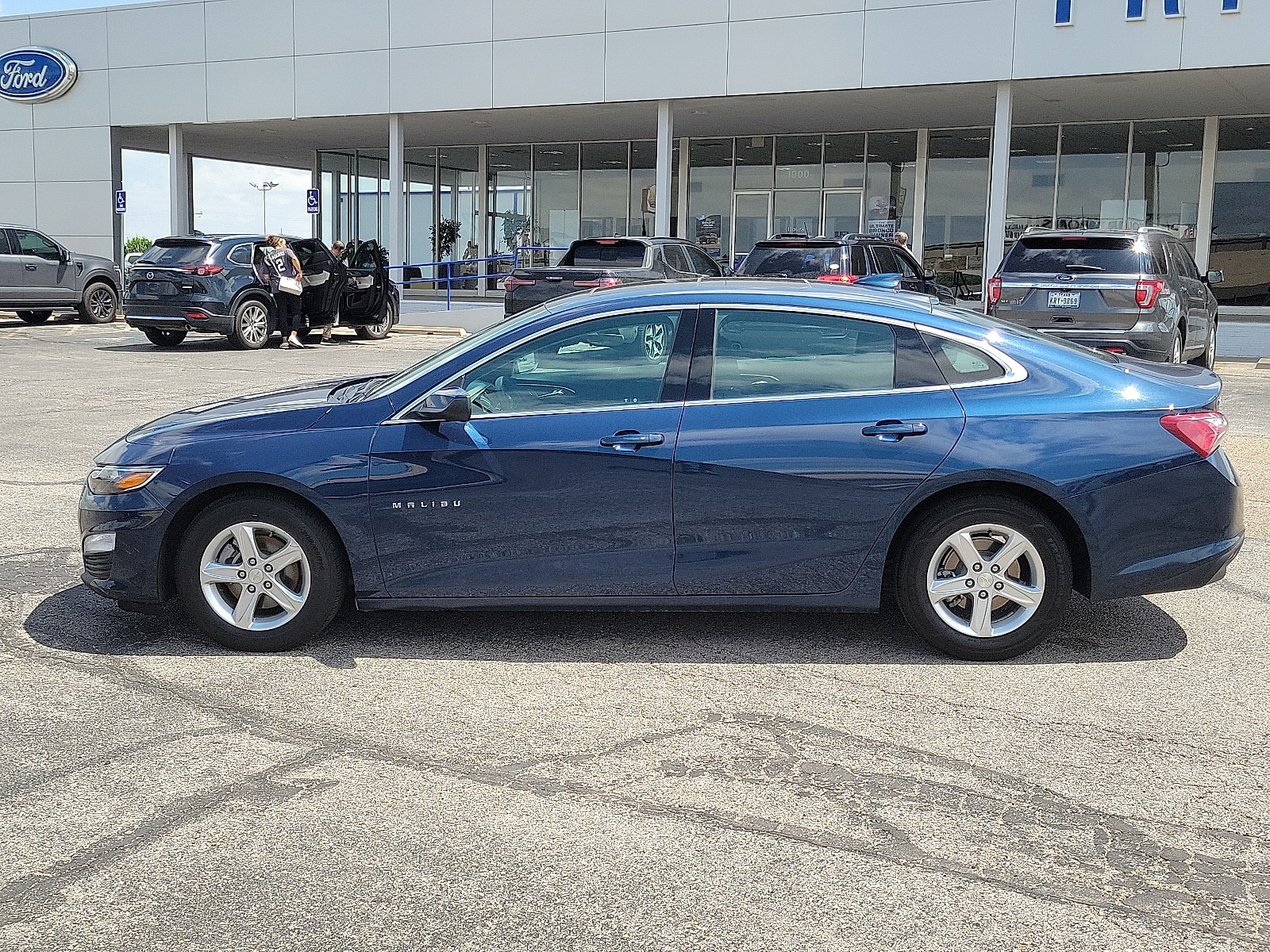 Used 2022 Chevrolet Malibu 1LT with VIN 1G1ZD5ST4NF180645 for sale in Amarillo, TX