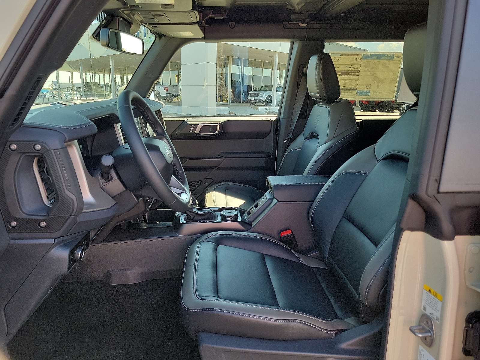 2025 Ford Bronco 4-Door Outer Banks - Photo 12