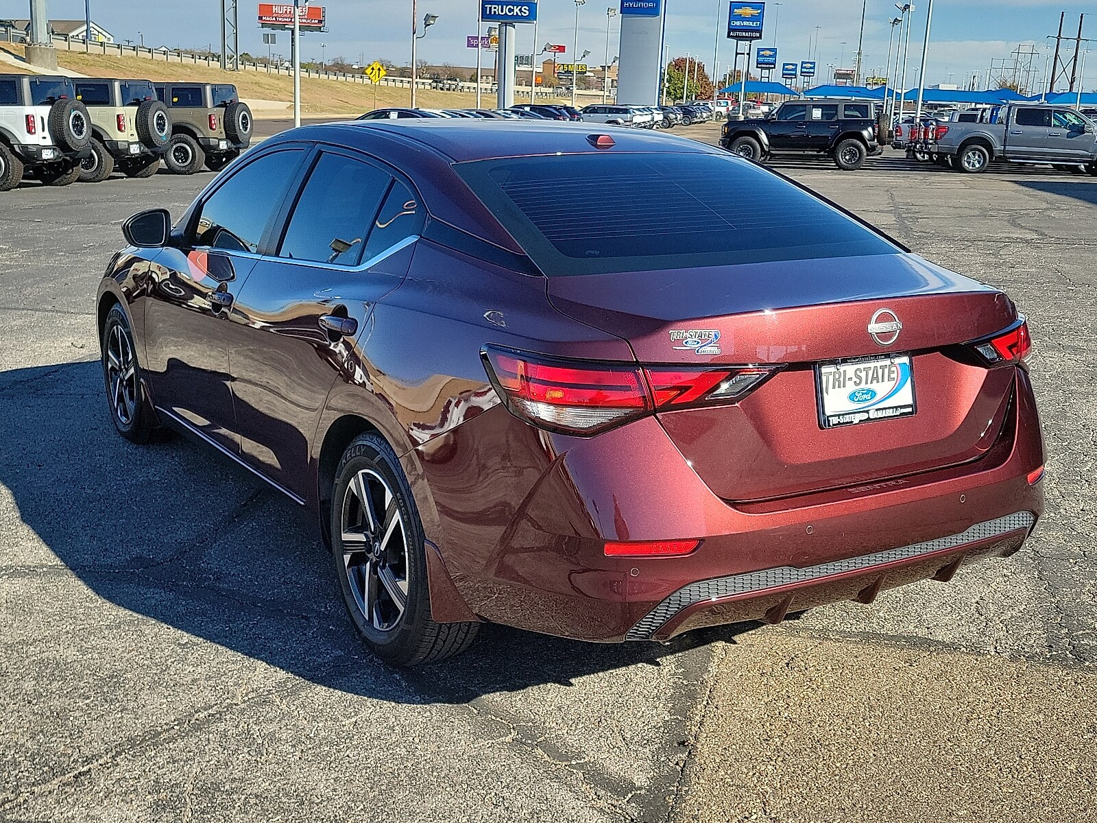 2024 Nissan Sentra SV photo 3