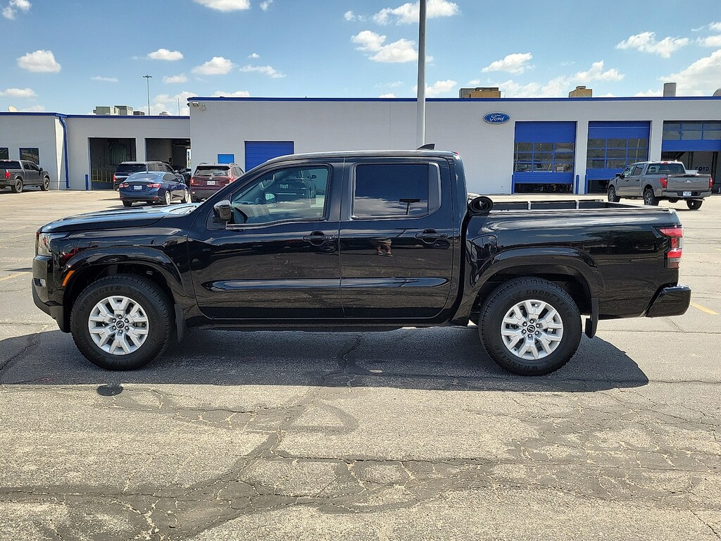 Used 2022 Nissan Frontier PRO-X (A9) 4x2 Crew Cab 5 ft. box 126 in. WB