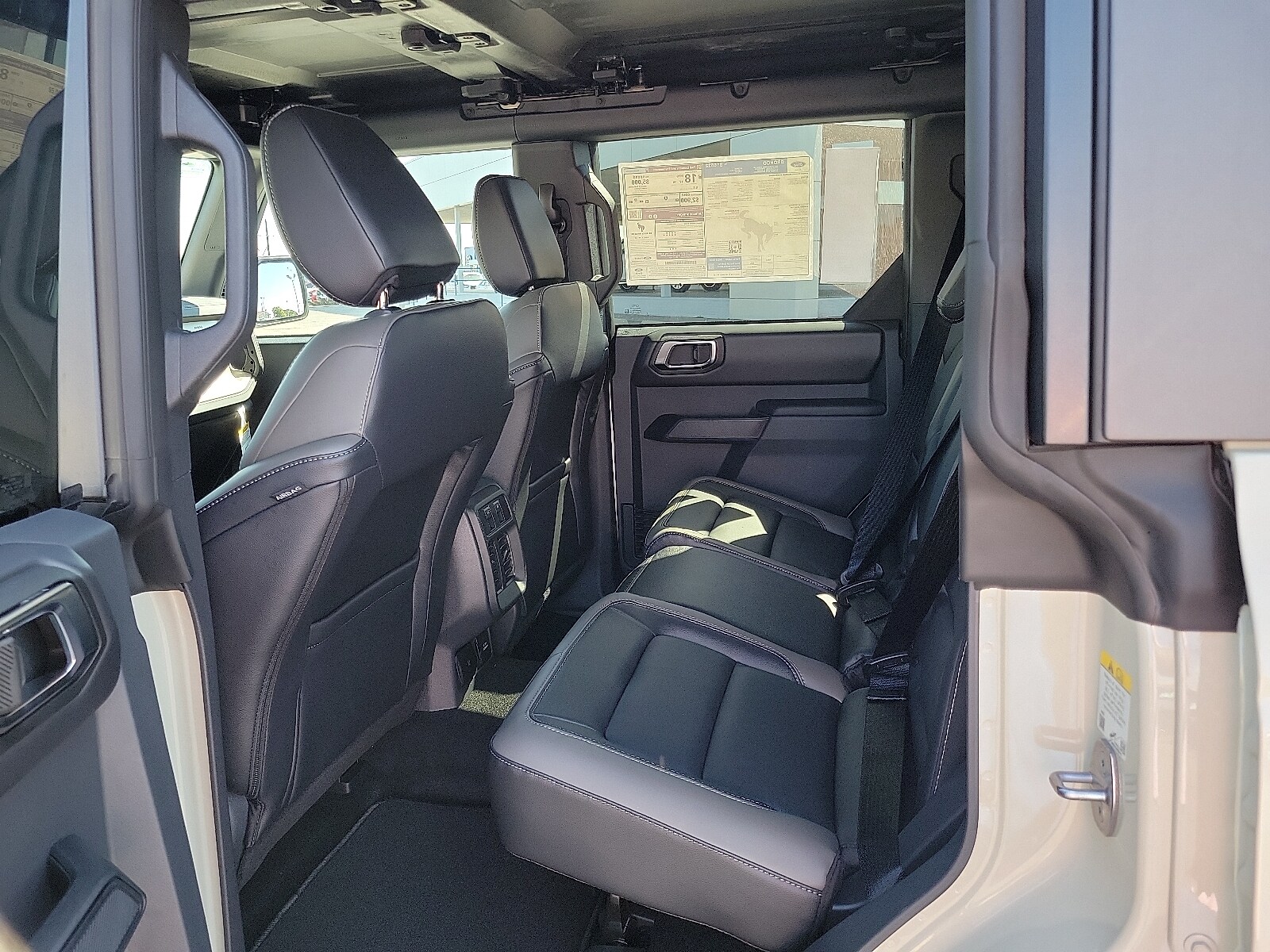 2025 Ford Bronco 4-Door Outer Banks - Photo 9