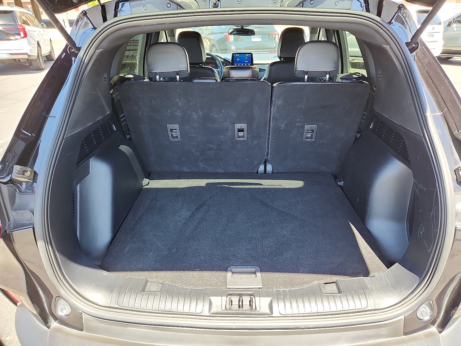 2025 Ford Escape ST-Line - Photo 8