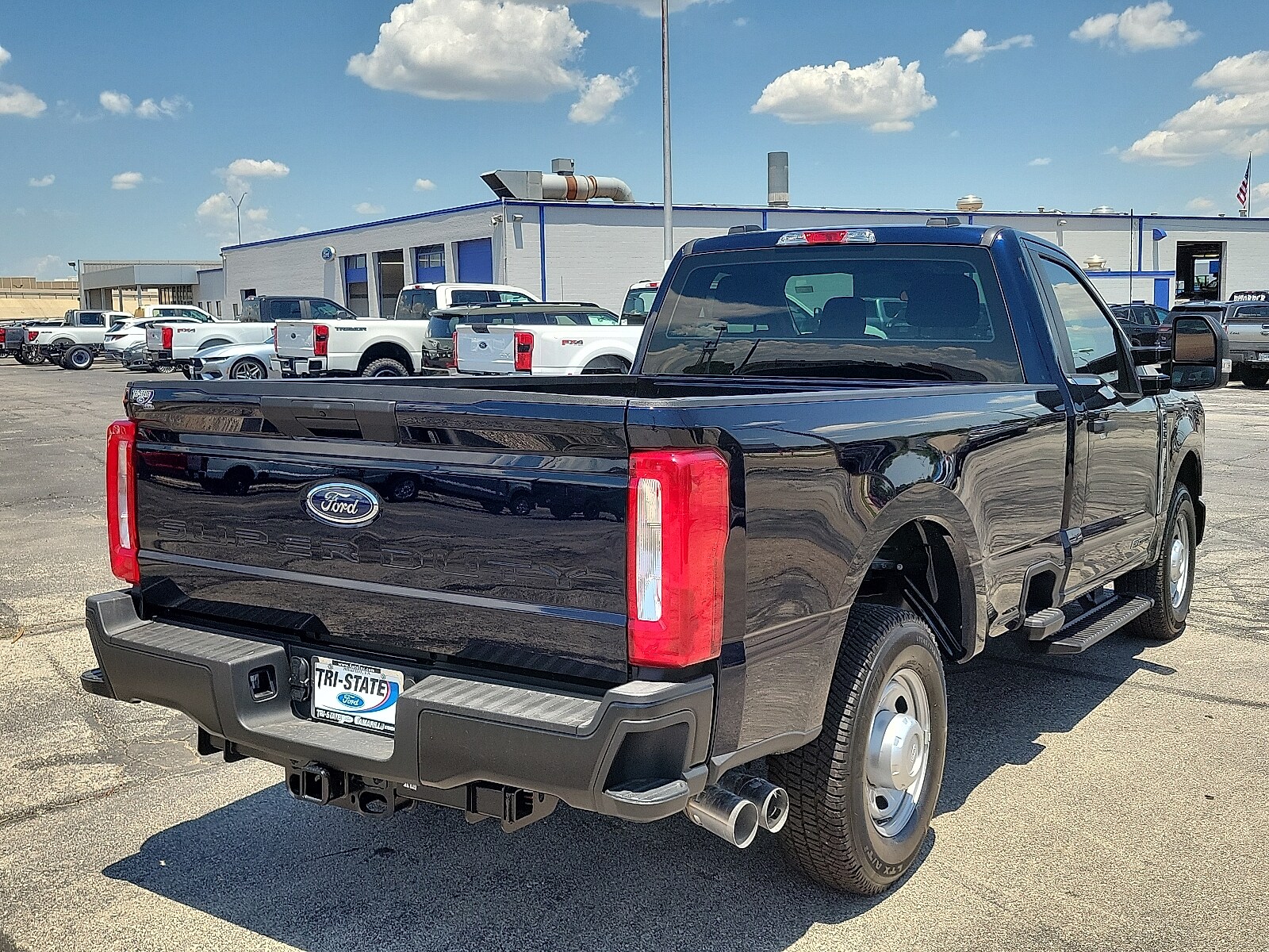 2025 Ford F-350 XL photo 4