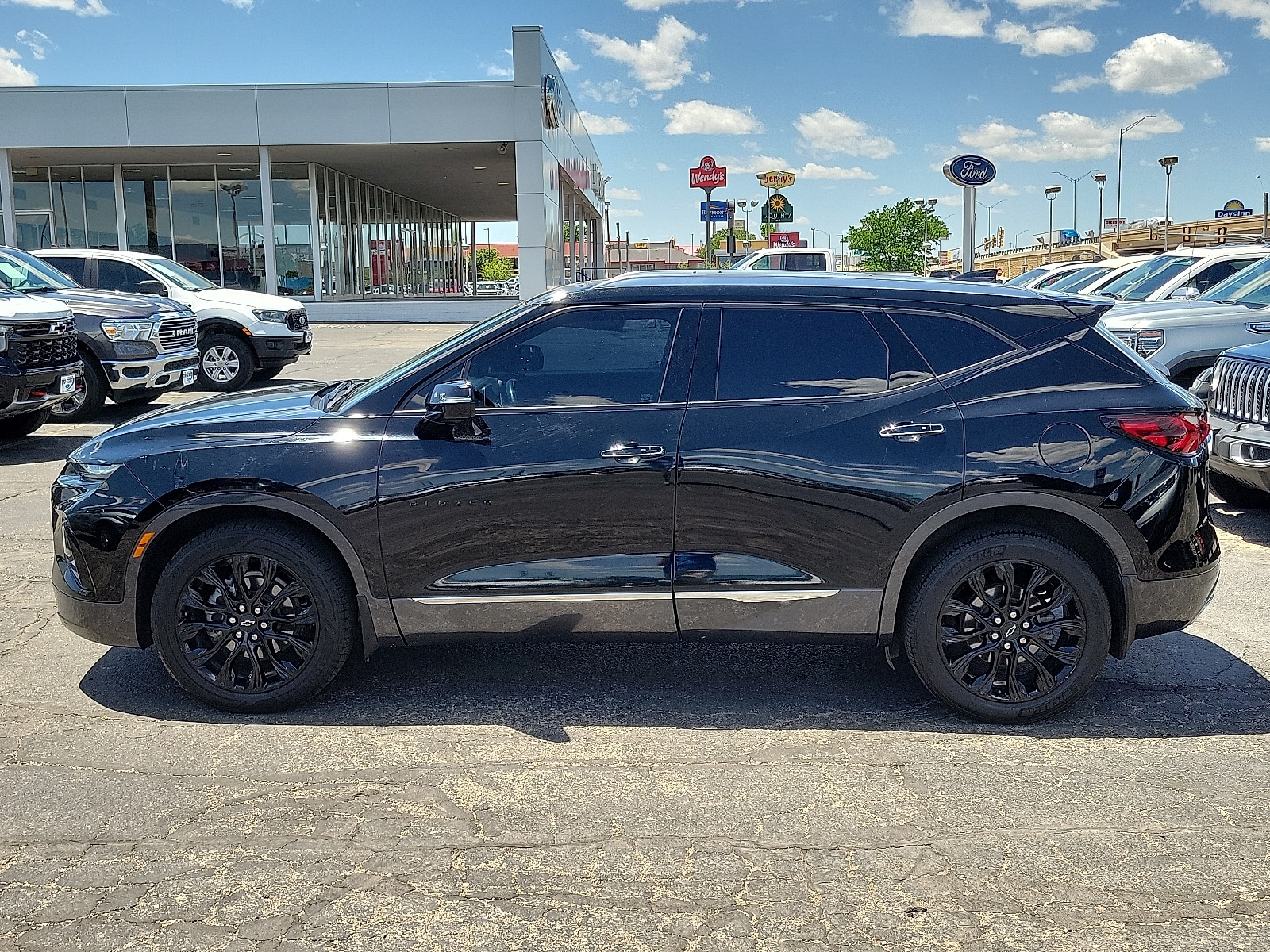 Used 2022 Chevrolet Blazer Premier with VIN 3GNKBLRS1NS131860 for sale in Amarillo, TX