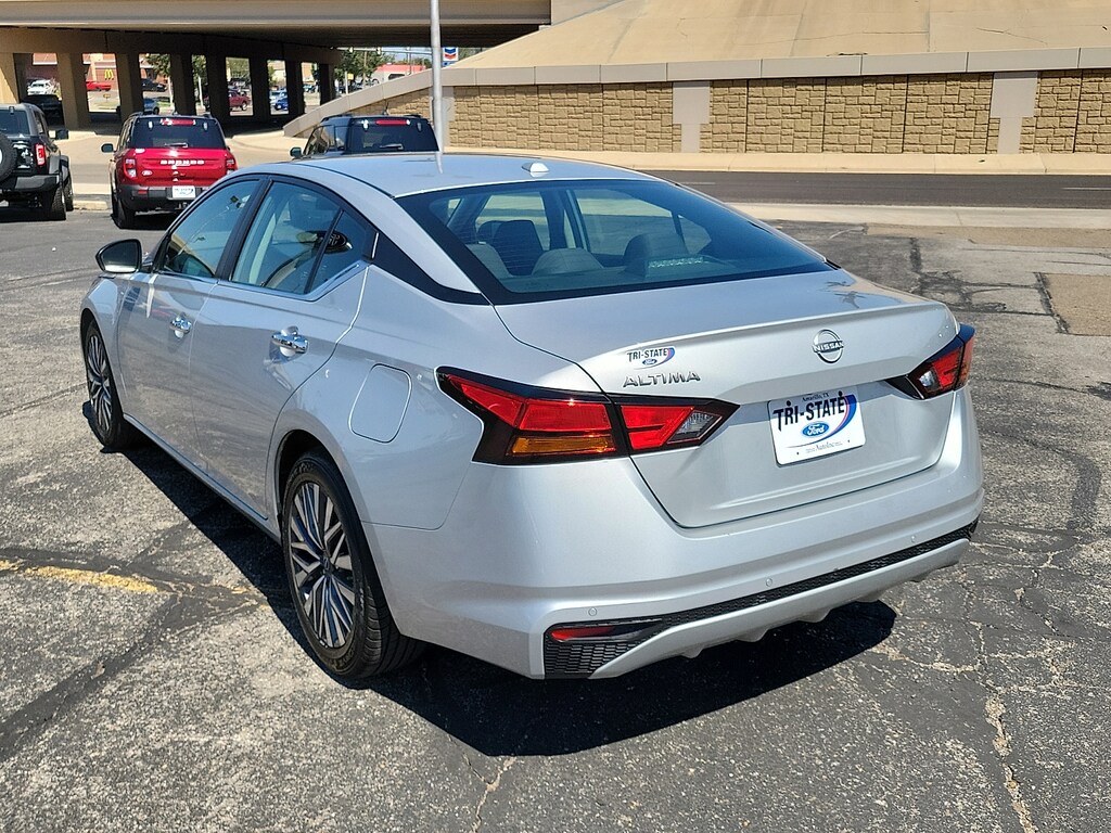 Used 2025 Nissan Altima SV