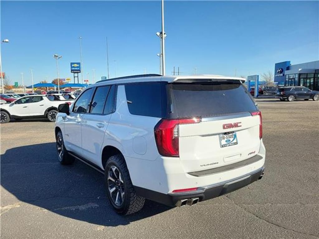 Used 2025 GMC Yukon AT4 4x4
