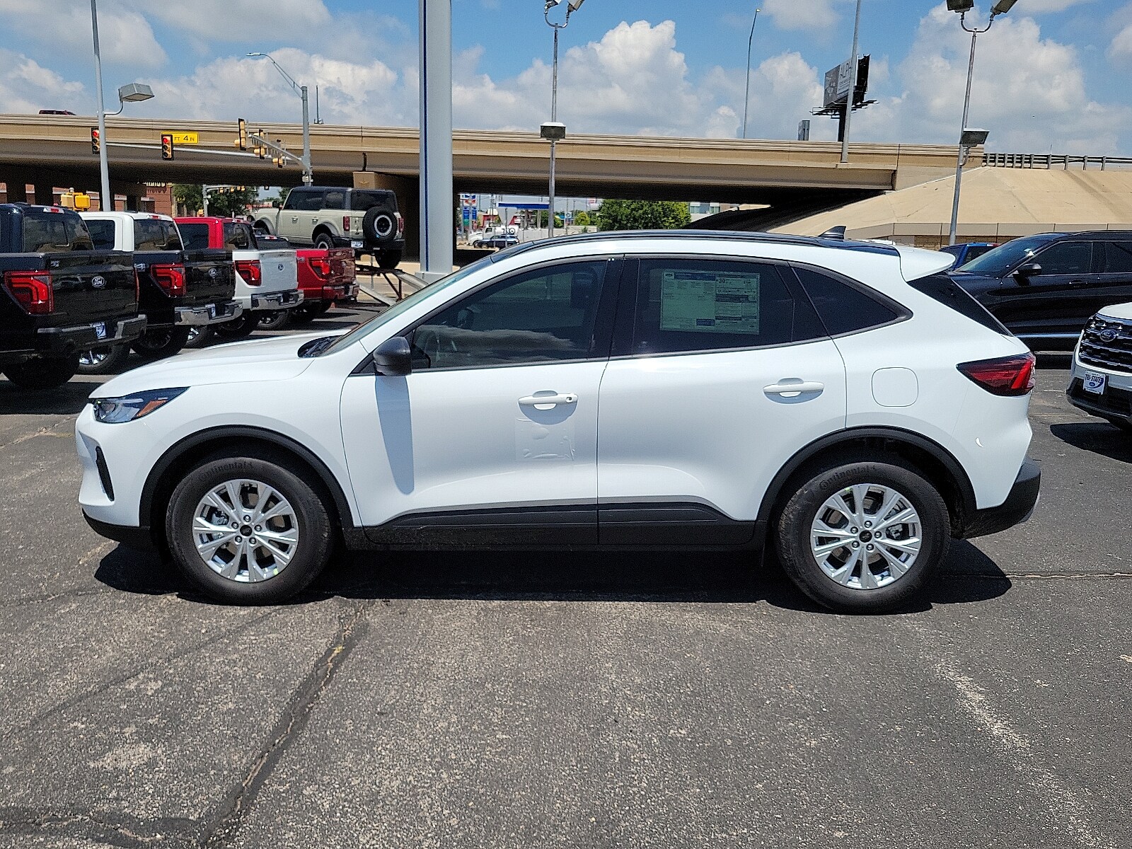 2025 Ford Escape Active photo 2