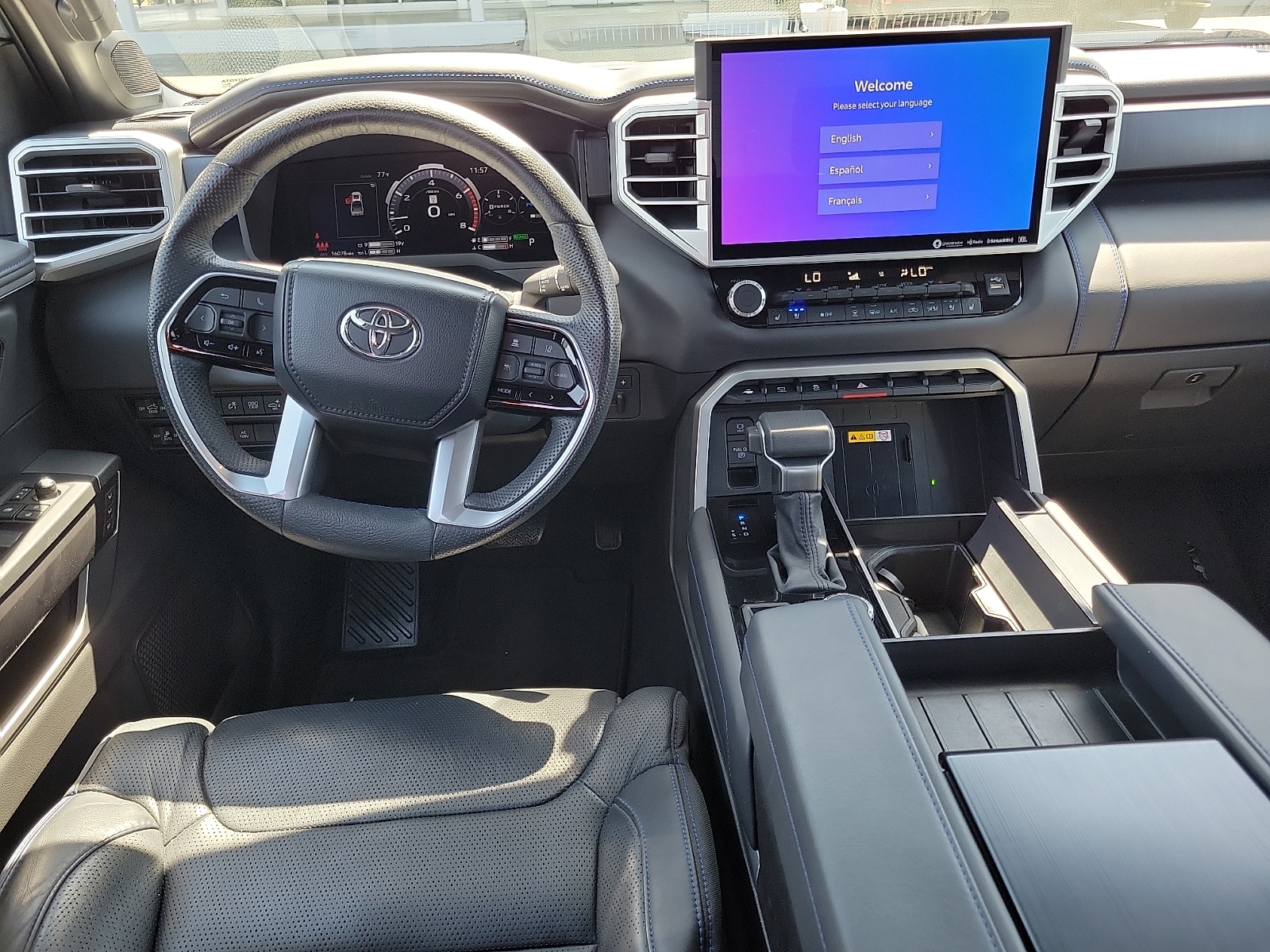 2024 Toyota Tundra Platinum - Photo 10