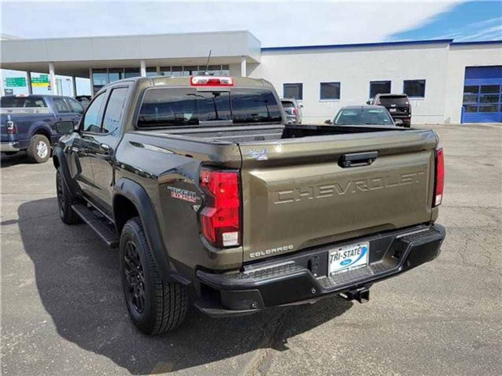 Used 2023 Chevrolet Colorado Trail Boss 4x4 Crew Cab 5 ft. box 131 in. WB