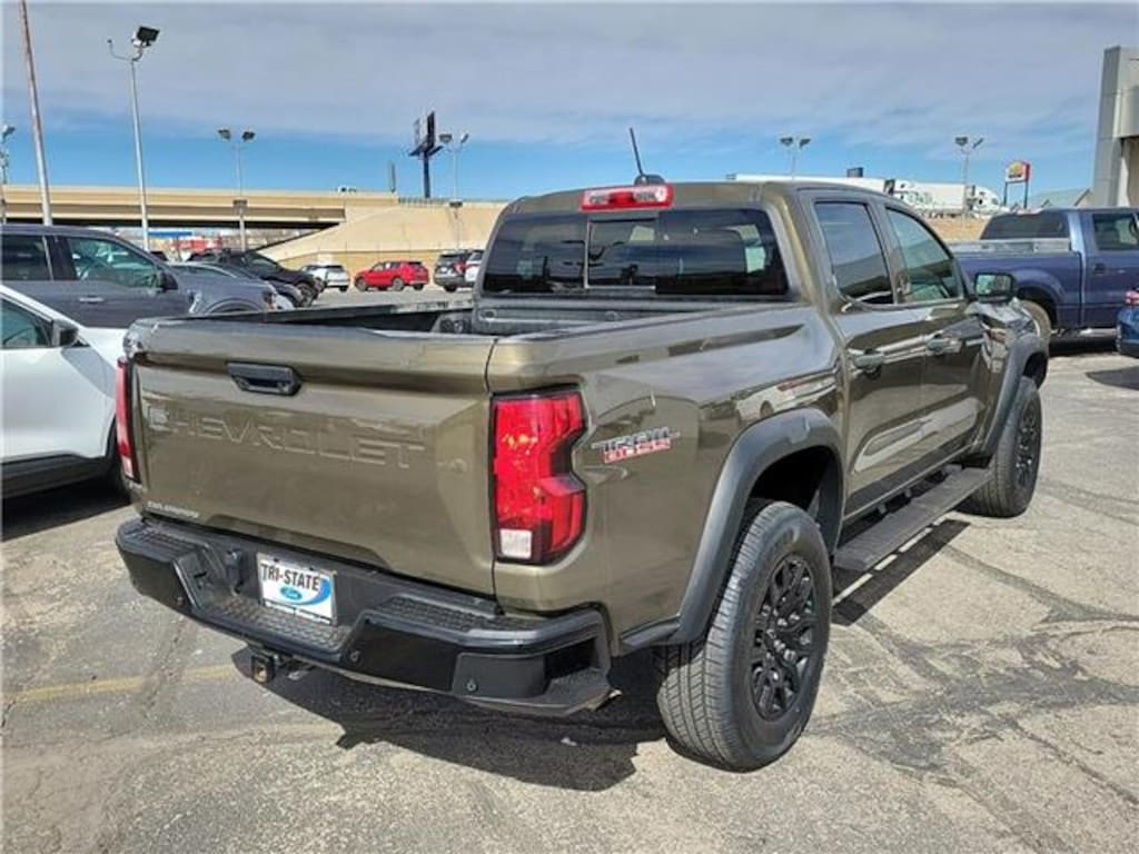 Used 2023 Chevrolet Colorado Trail Boss 4x4 Crew Cab 5 ft. box 131 in. WB