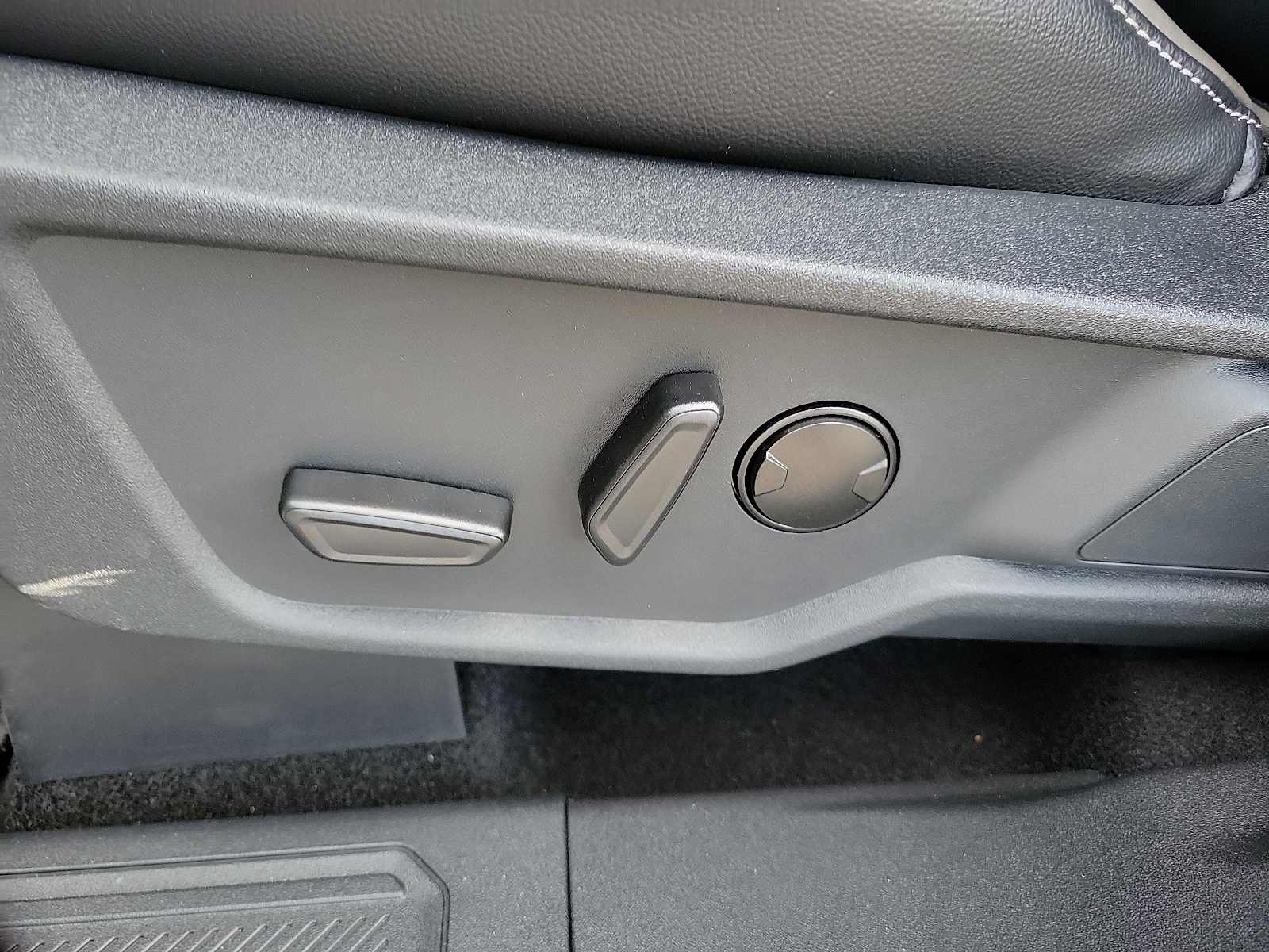 2025 Ford Bronco 4-Door Outer Banks - Photo 13