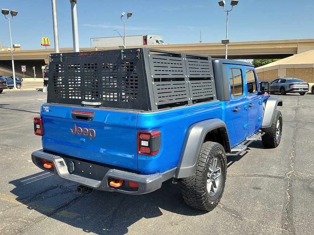 Used 2024 Jeep Gladiator Mojave 4x4 Crew Cab 5 ft. box