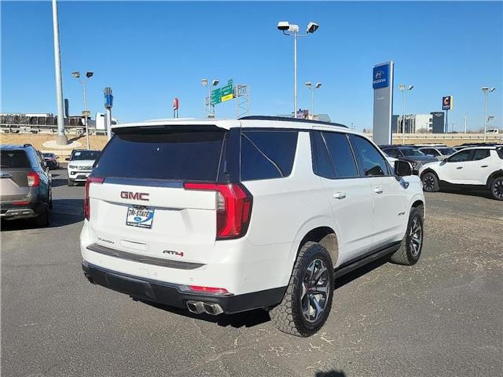 Used 2025 GMC Yukon AT4 4x4