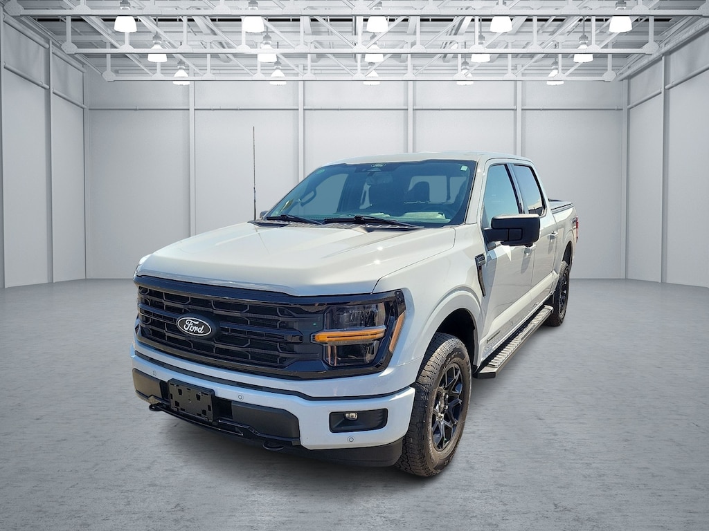 Used 2024 Ford F-150 XLT 4x4 SuperCrew Cab 5.5 ft. box 145 in. WB