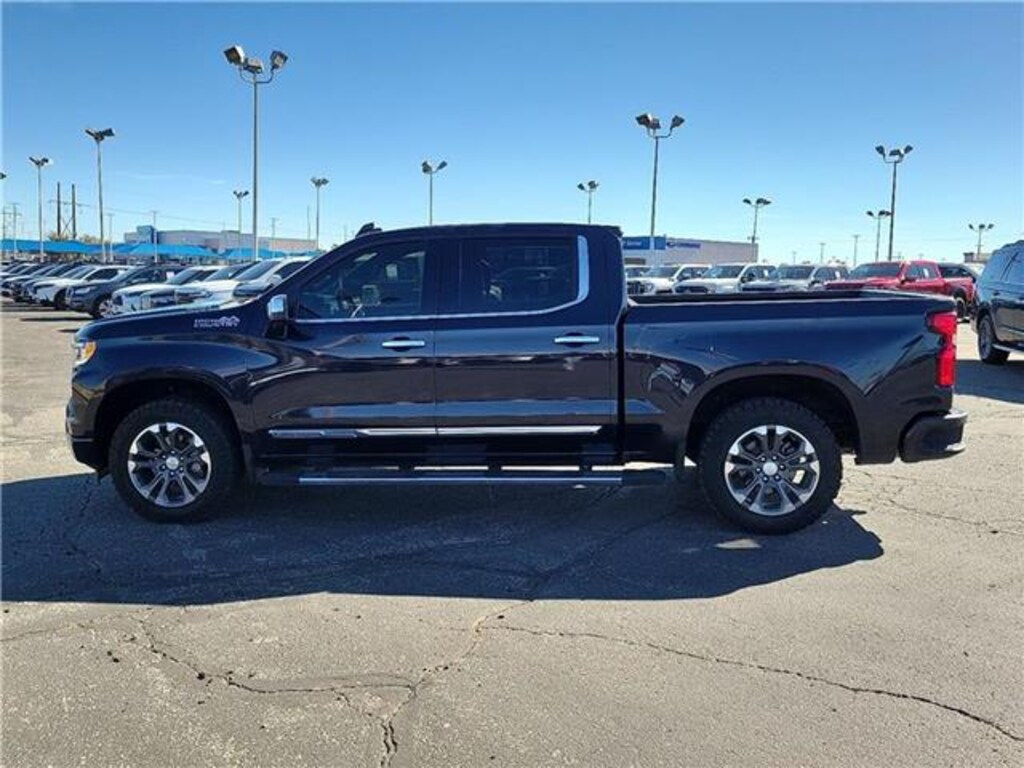 Used 2023 Chevrolet Silverado 1500 High Country 4x4 Crew Cab 5.75 ft. box 147.4 in. W