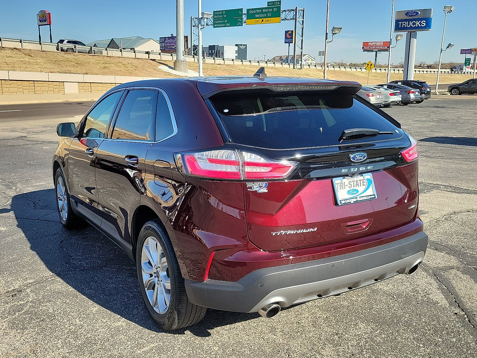 2024 Ford Edge Titanium photo 3