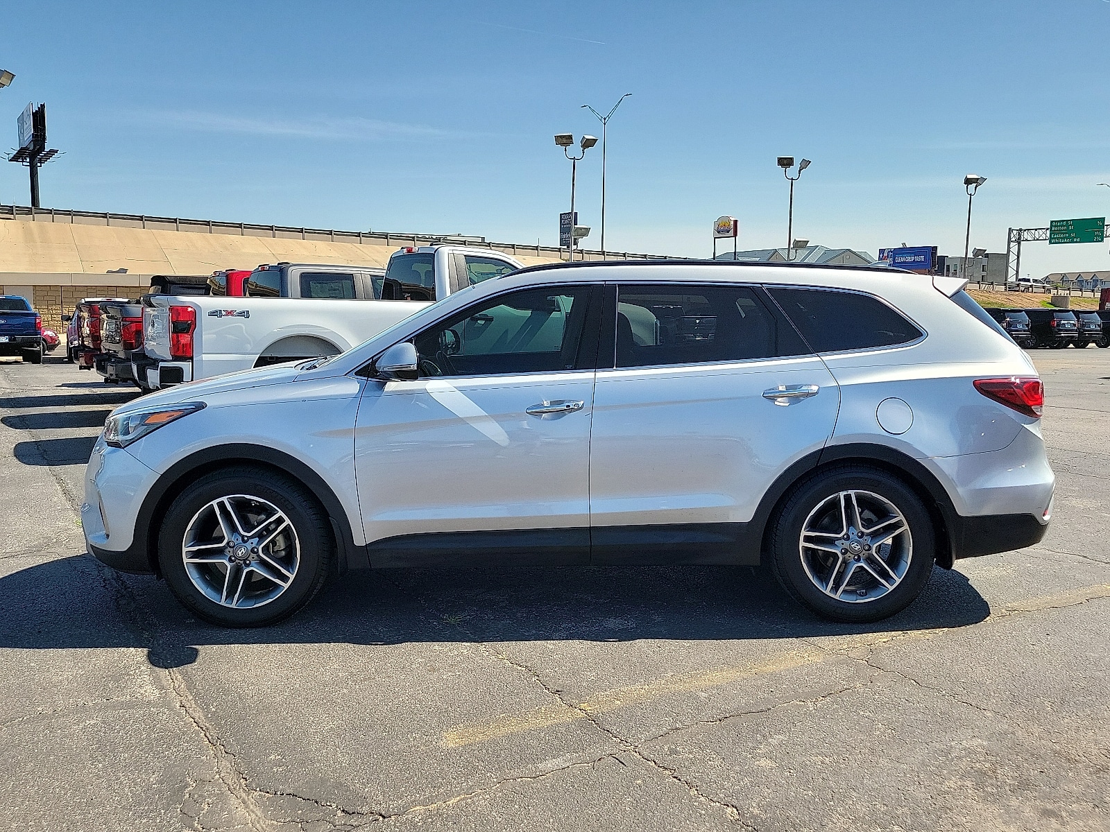 Used 2018 Hyundai Santa Fe SE Ultimate with VIN KM8SR4HF6JU283797 for sale in Amarillo, TX