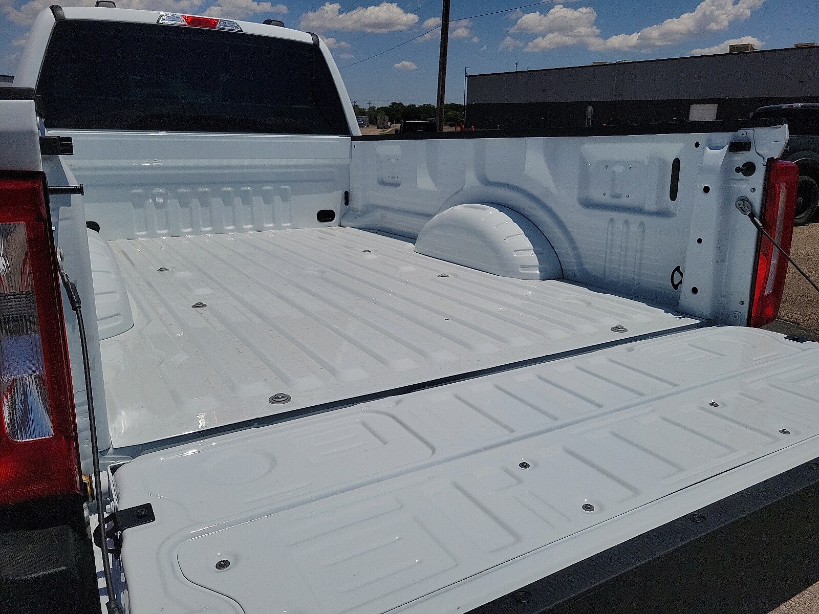 2025 Ford F-250 Super Duty XL - Photo 8