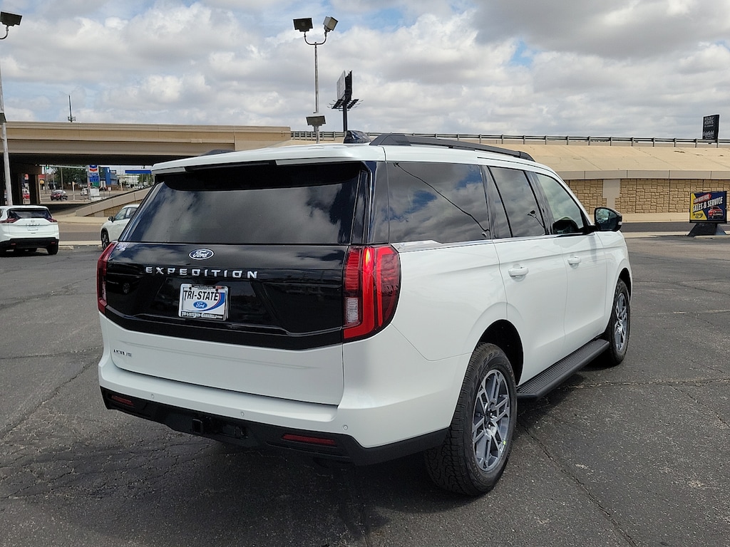 New 2026 Ford Expedition Active SUV