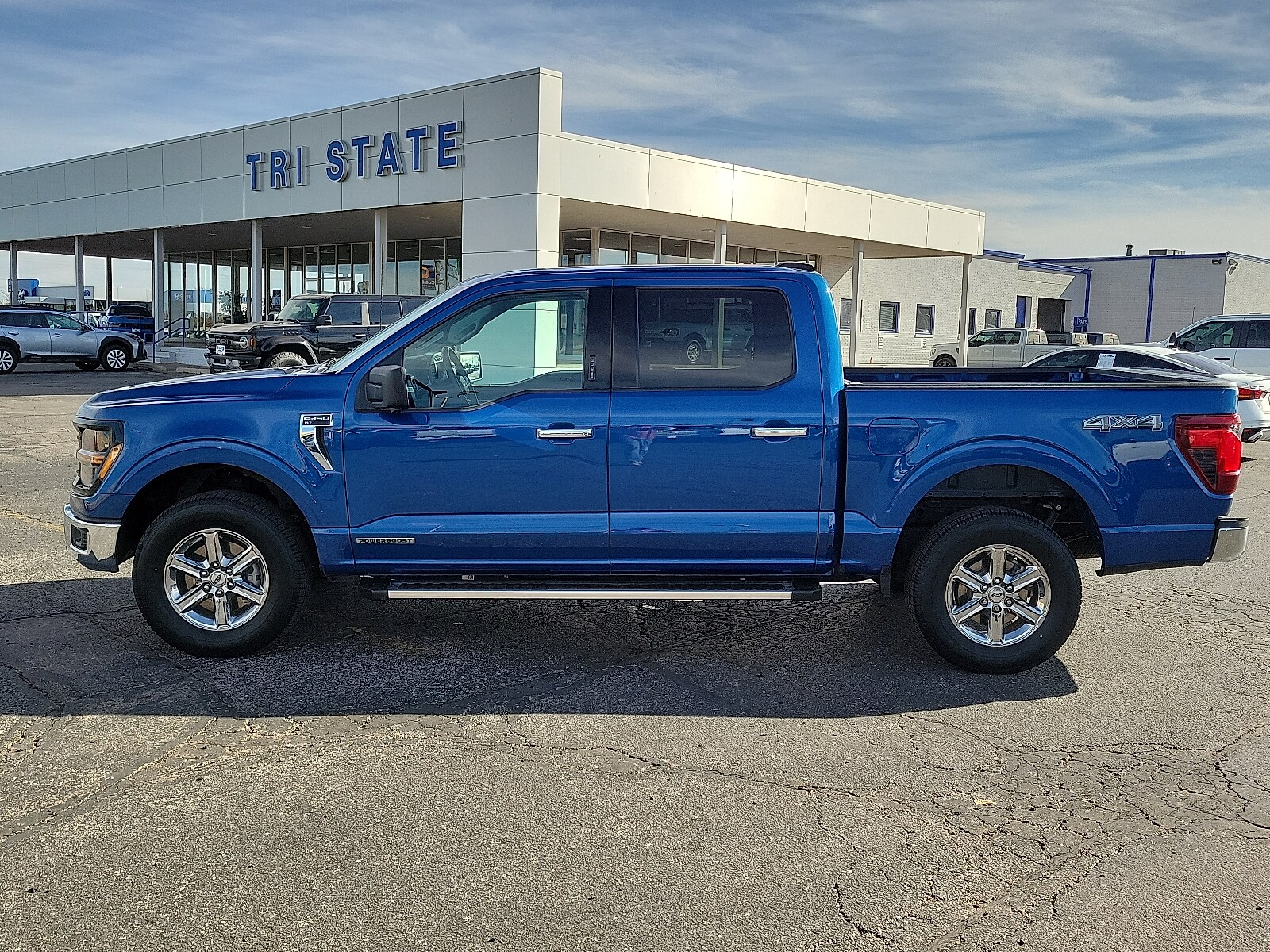 2024 Ford F-150 XLT photo 2