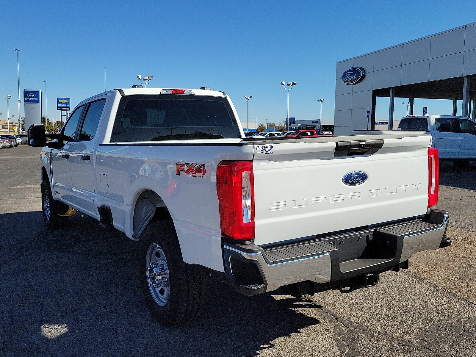 2025 Ford F-350 XL photo 2