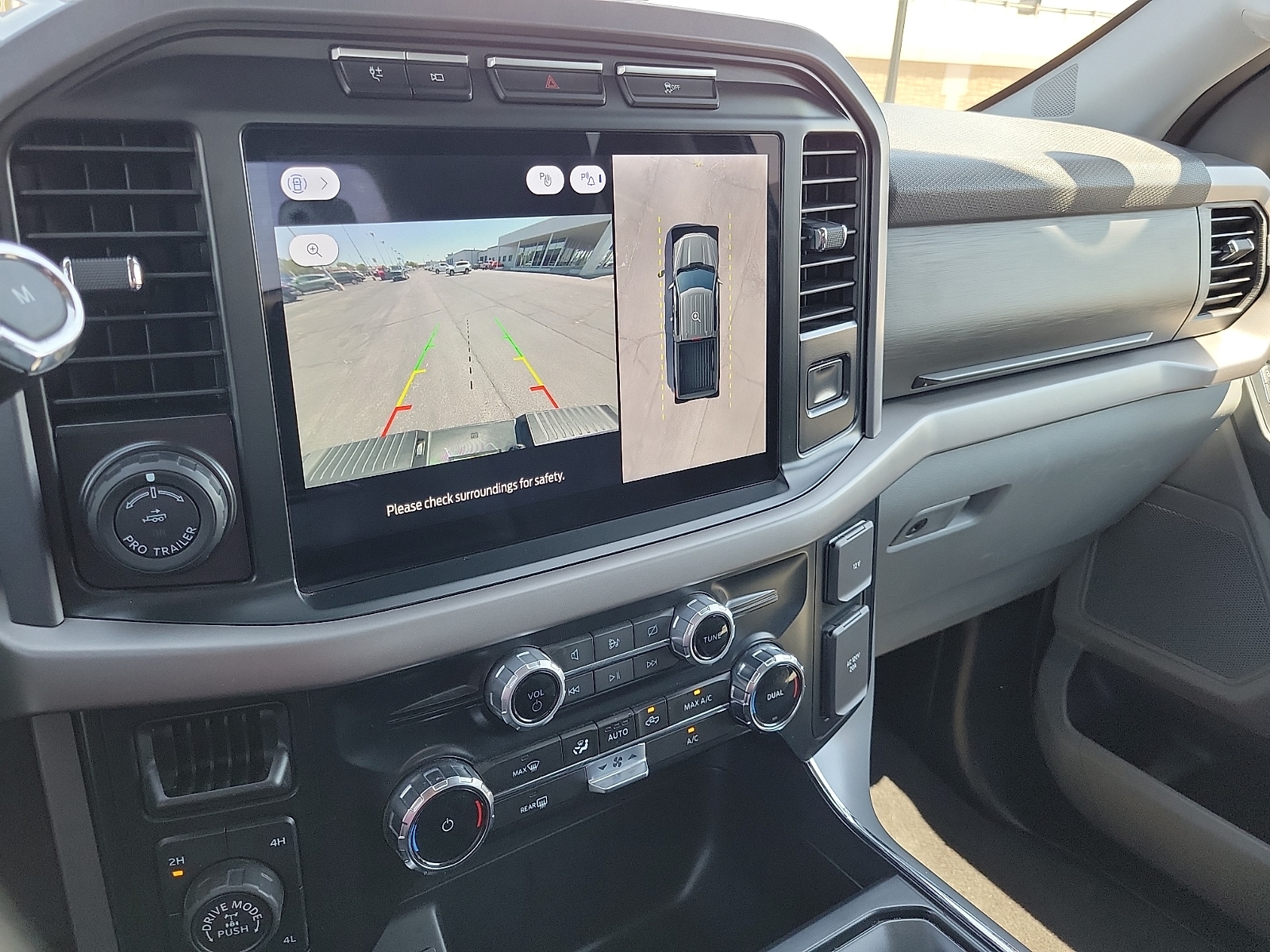 2024 Ford F-150 XLT - Photo 14