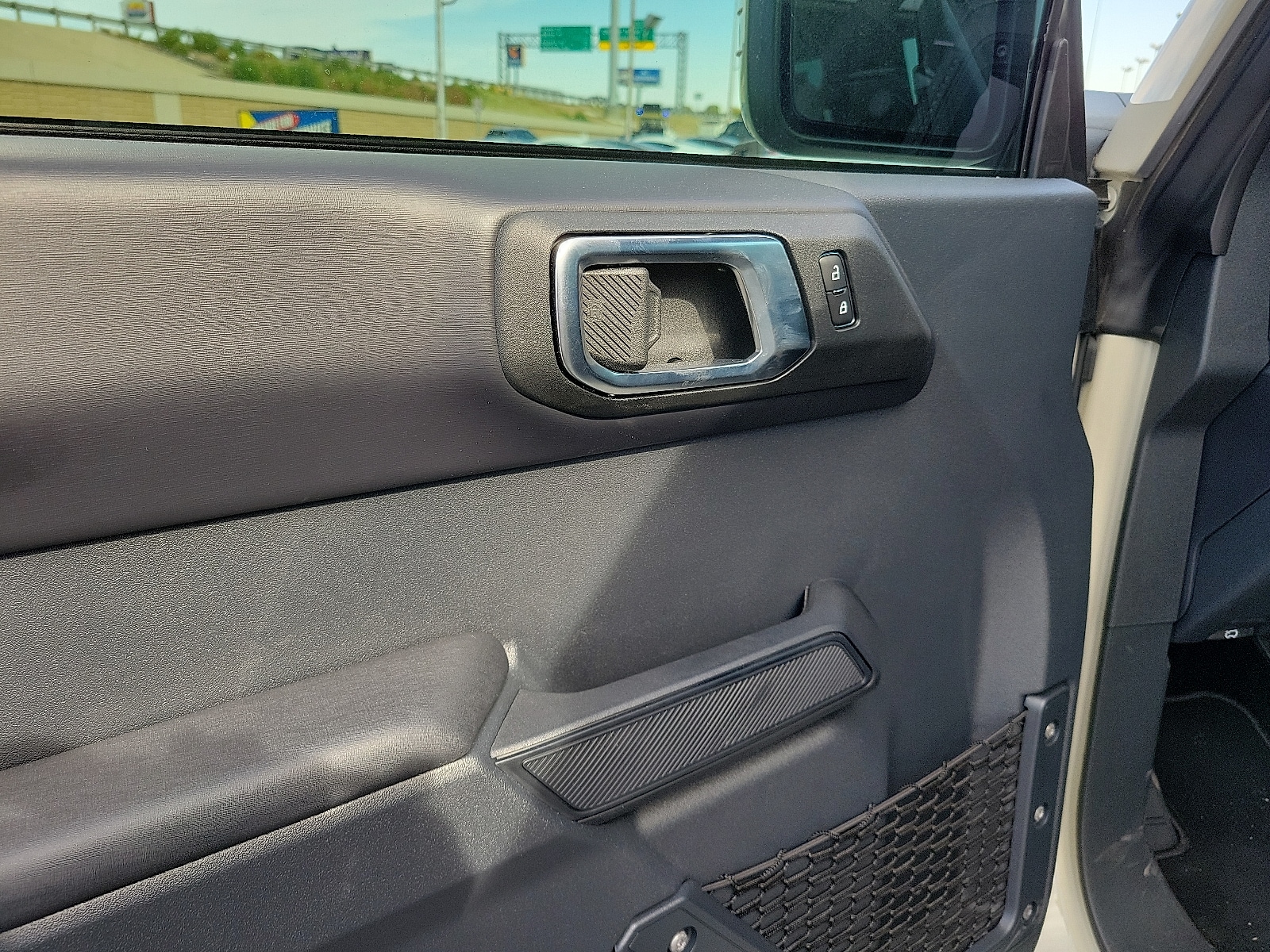 2025 Ford Bronco 4-Door Outer Banks - Photo 11