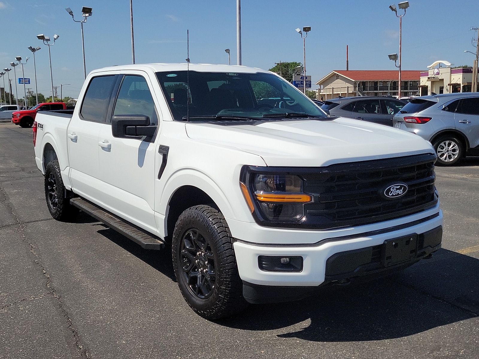 2025 Ford F-150 XLT - Photo 6