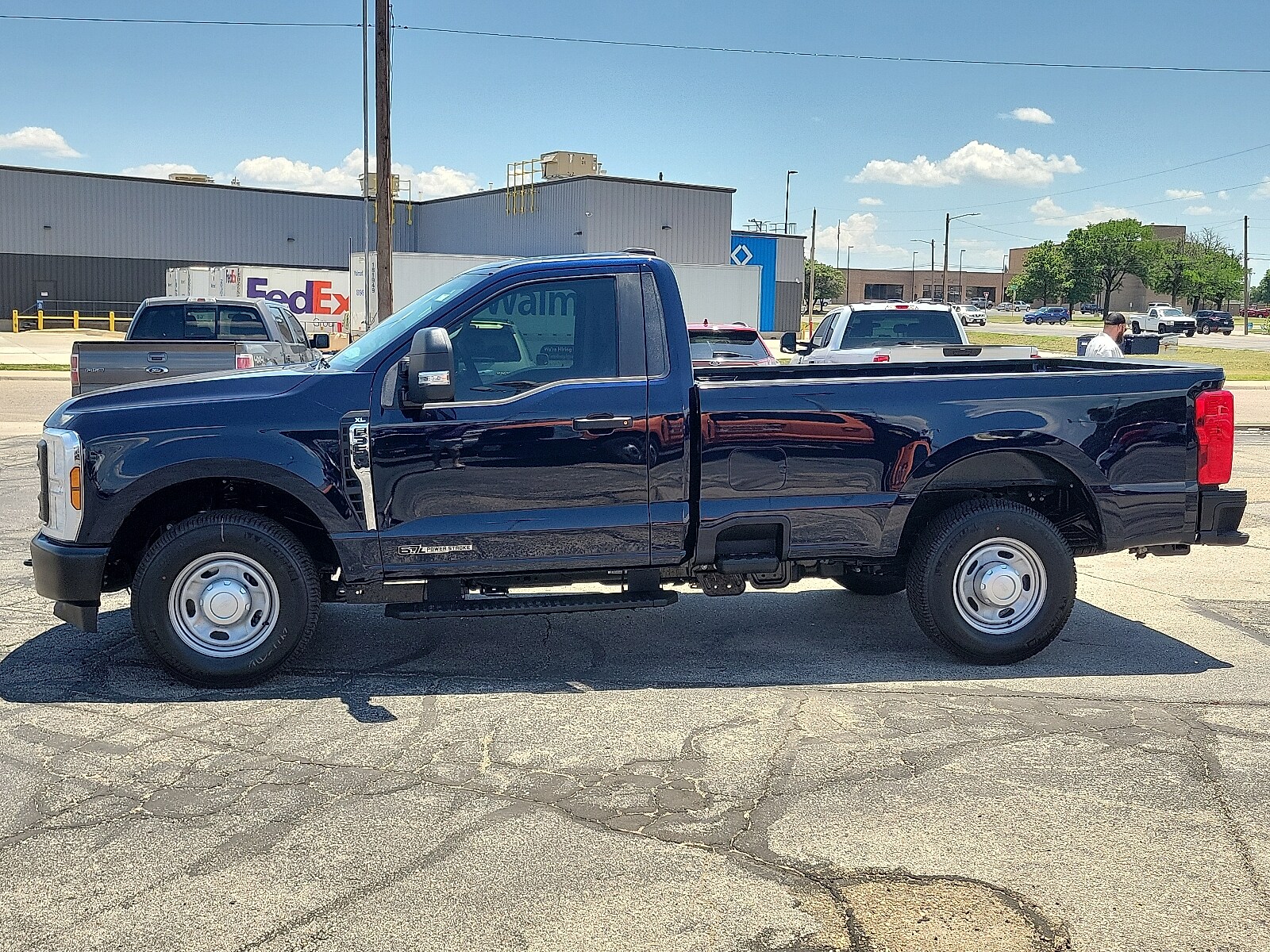 2025 Ford F-350 XL photo 2